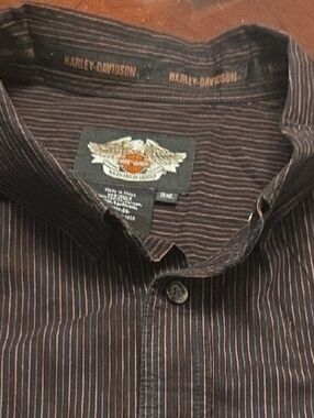 Harley-Davidson Brown Button-Down Shirt with Thin Tan Pinstripes